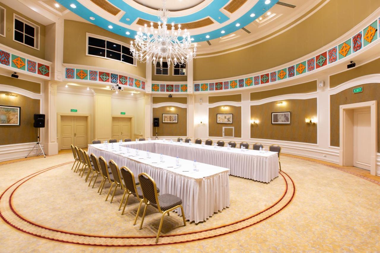 Rixos President Hotel Astana Exterior foto