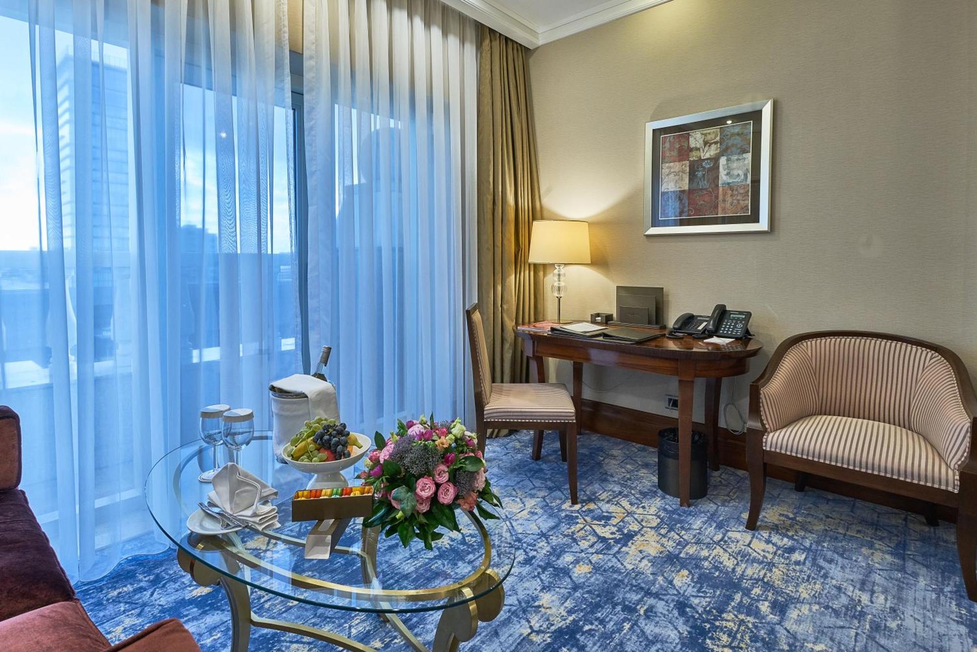 Rixos President Hotel Astana Exterior foto